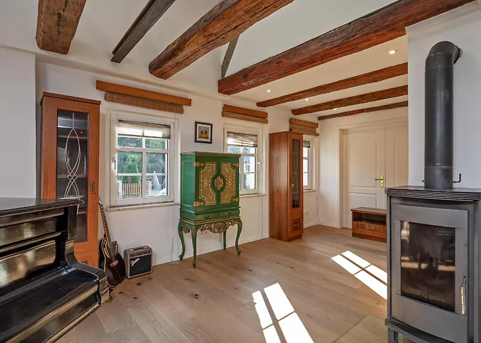 Luxuriöse Sandstein - 320 Qm - 7 Räume * Dresde