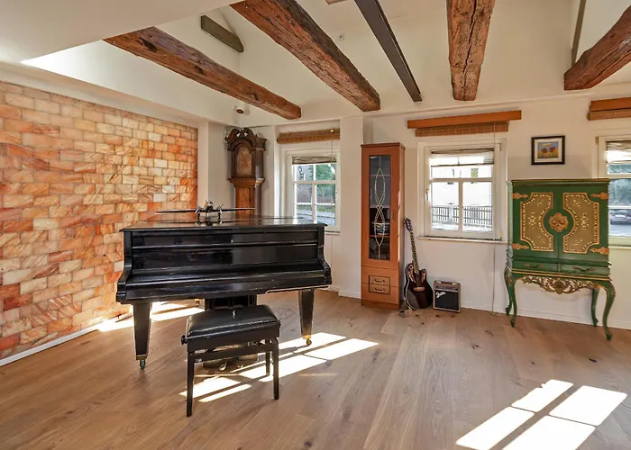 Luxuriöse Sandstein - 320 Qm - 7 Räume Dresde