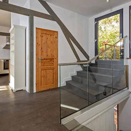 Luxurioese Sandstein - 320 Qm - 7 Raeume Villa Dresden