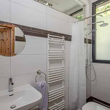 Luxurioese Sandstein - 320 Qm - 7 Raeume *