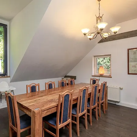 Luxurioese Sandstein - 320 Qm - 7 Raeume Villa