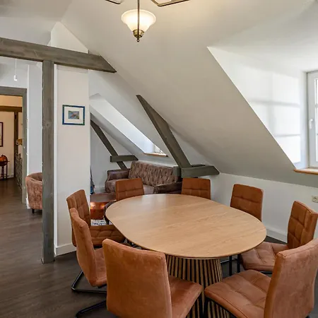 Villa Luxurioese Sandstein - 320 Qm - 7 Raeume Dresden