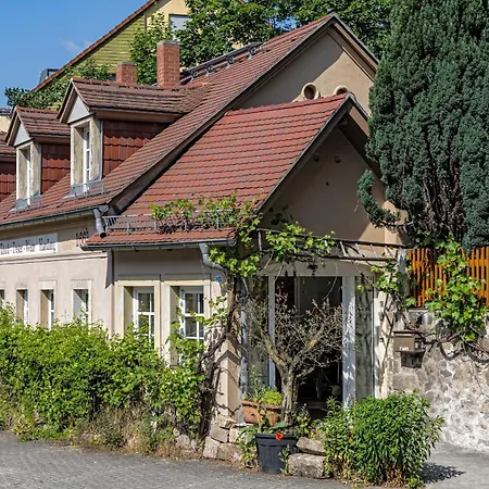Luxurioese Sandstein - 320 Qm - 7 Raeume Villa