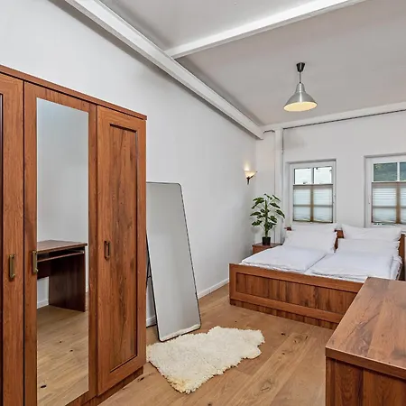 Villa Luxurioese Sandstein - 320 Qm - 7 Raeume